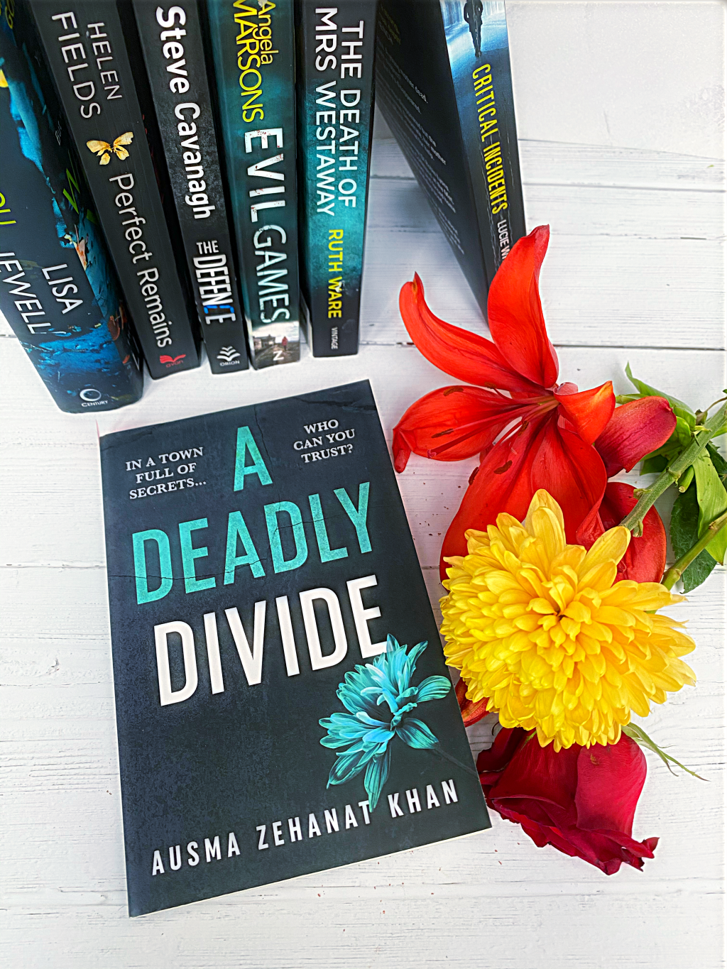 A Deadly Divide – Ausma Zehanat Khan